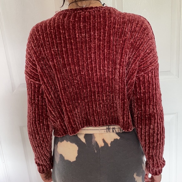 Maroon and white striped sweater - Picture 2 of 3